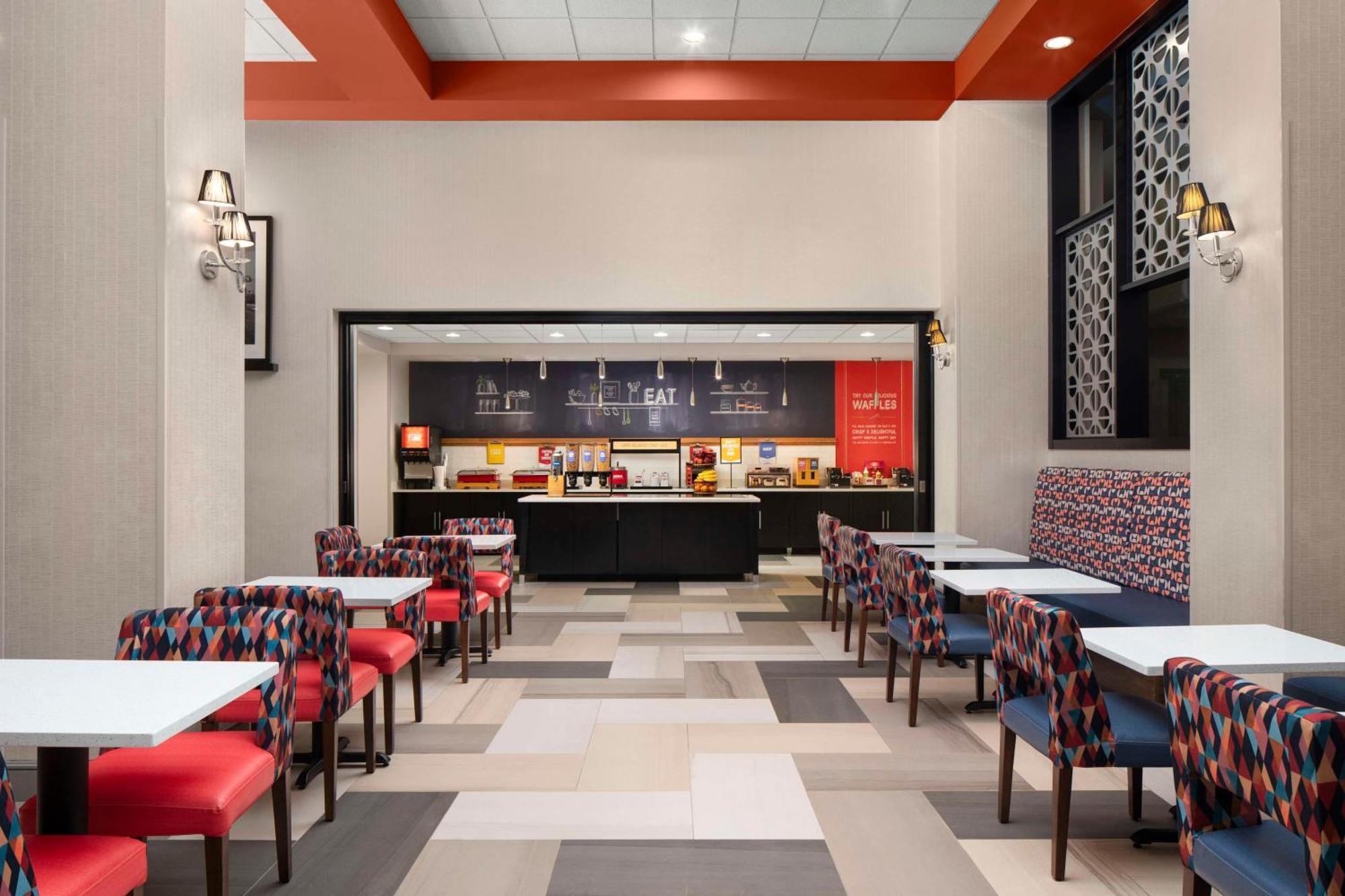 Hampton Inn Stafford / Quantico-Aquia Екстериор снимка
