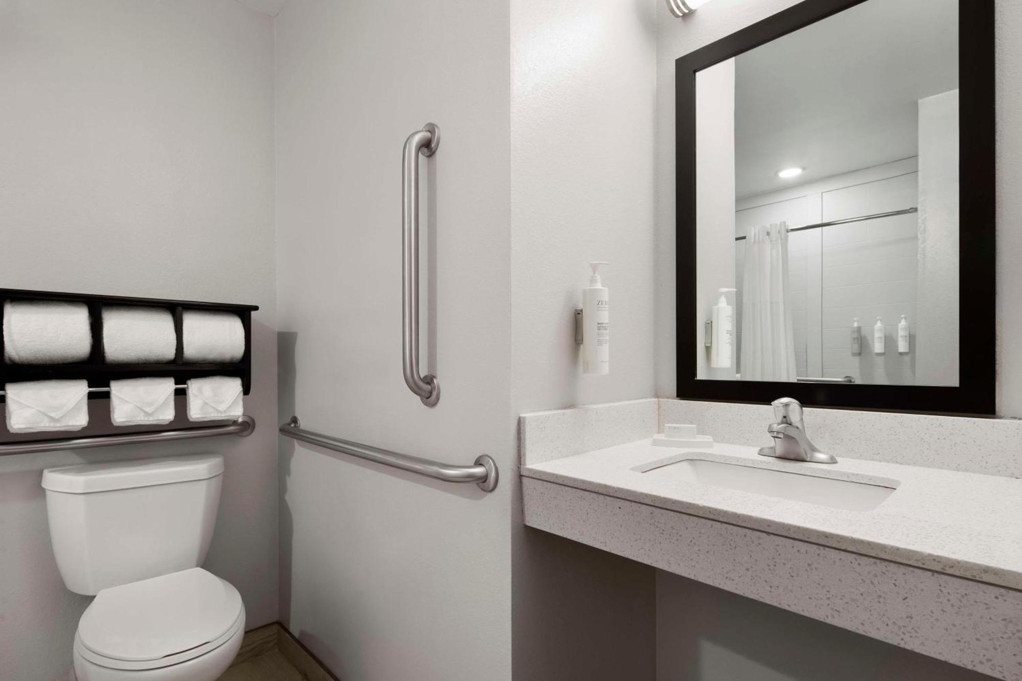 Hampton Inn Stafford / Quantico-Aquia Екстериор снимка